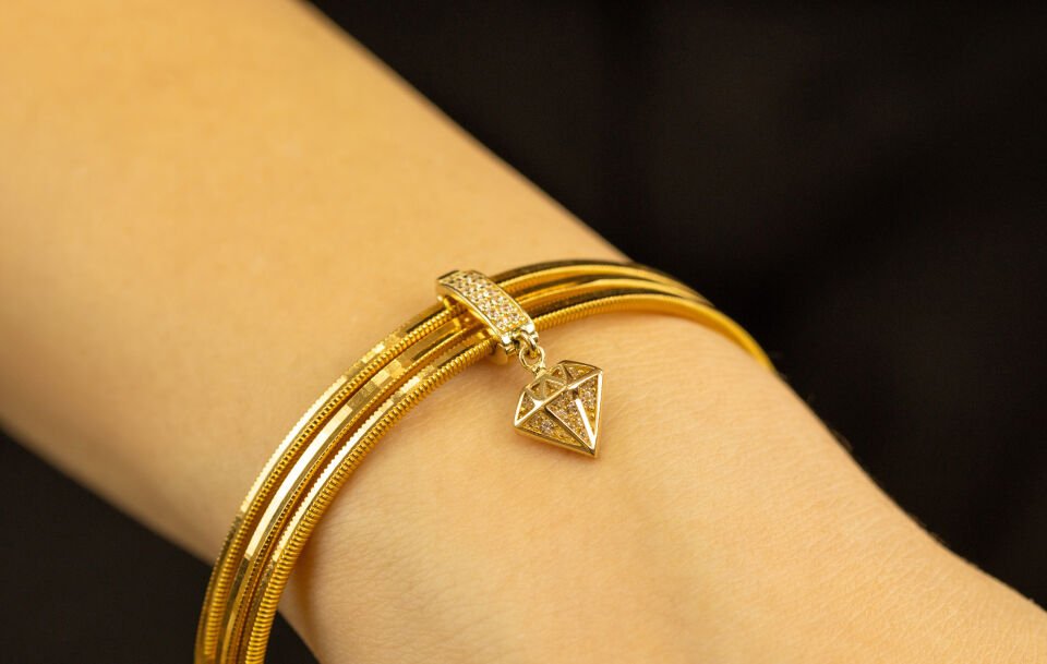 Elmas Charm
